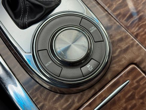 Used 2019 Nissan Armada SV w/ Driver Package image 28