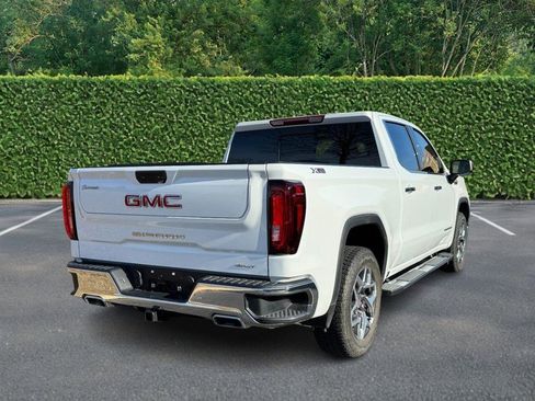 Used 2024 GMC Sierra 1500 SLT w/ SLT Premium Package image 3