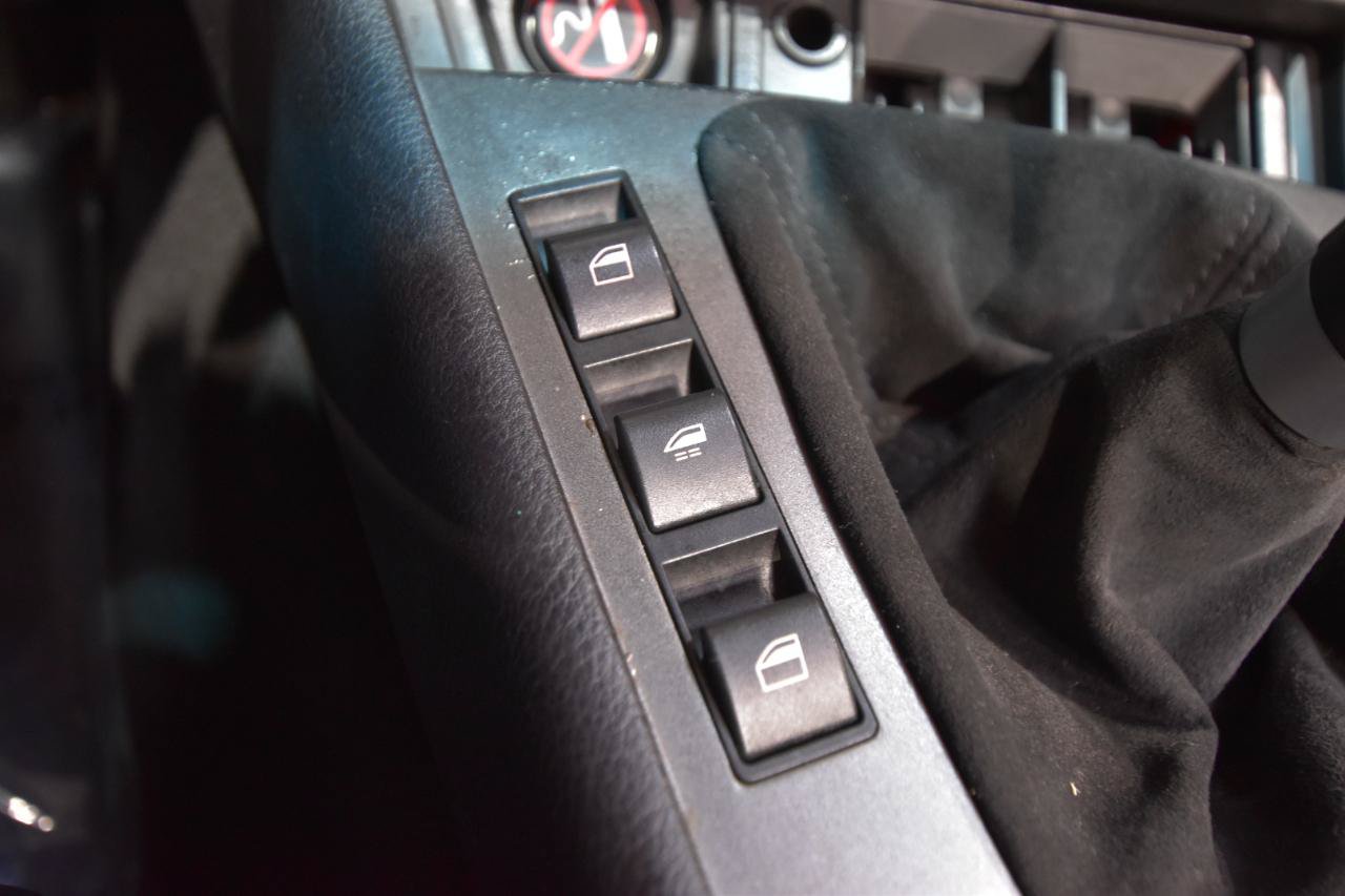 Used 2004 BMW M3 Convertible RWD image 29