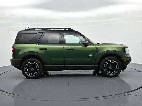 Used 2023 Ford Bronco Sport Outer Banks w/ Tech Package AWD/4WD image 5