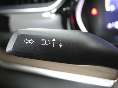 Used 2024 Jeep Grand Cherokee L Summit w/ Advanced Protech Group IV image 30