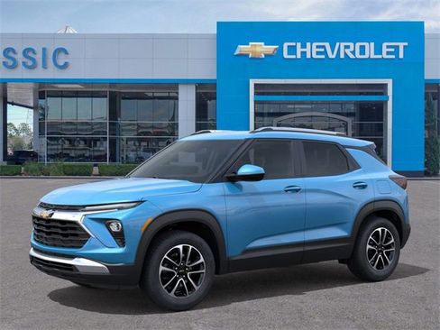 New 2026 Chevrolet TrailBlazer LT w/ LT Cold Weather Package image 2