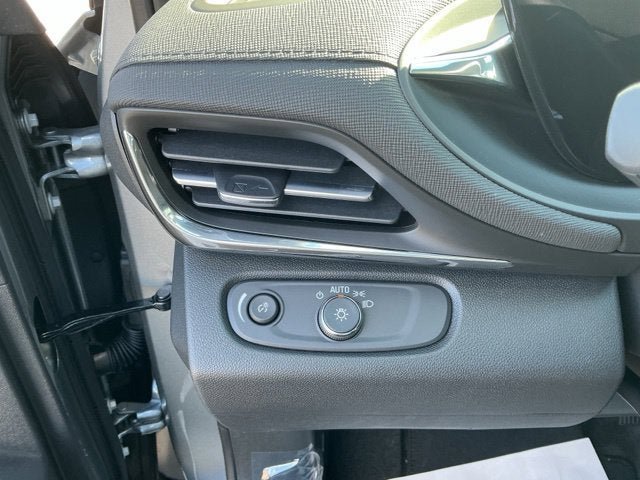 New 2026 Buick Envista Preferred FWD image 3
