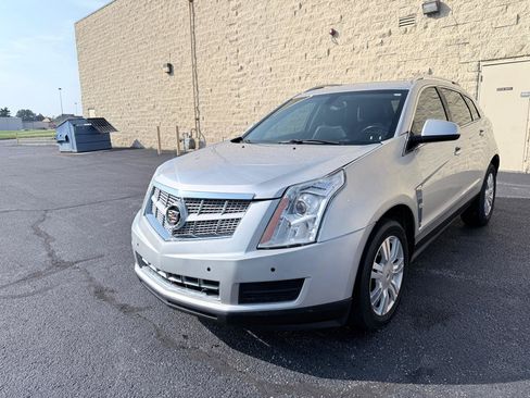 Used 2015 Cadillac SRX Luxury AWD/4WD image 2