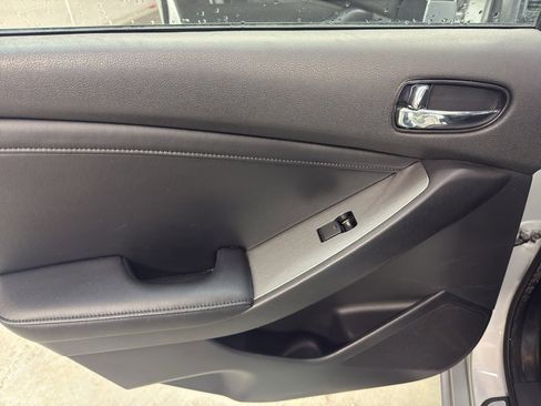 Used 2010 Nissan Altima 2.5 SL w/ SL Pkg image 28