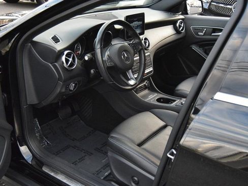 Used 2020 Mercedes-Benz GLA 250 4MATIC image 16