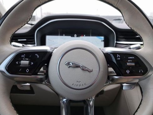 Used 2021 Jaguar F-PACE S image 12