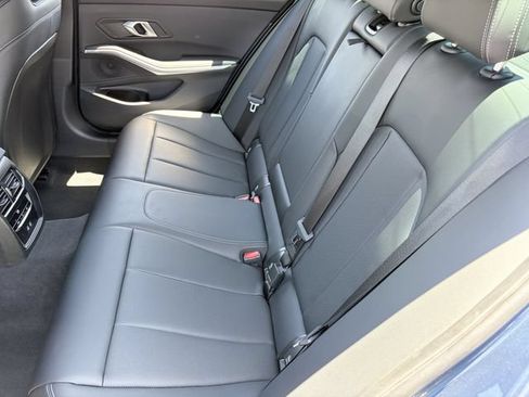 Used 2025 BMW 330i Sedan w/ Convenience Package RWD image 19