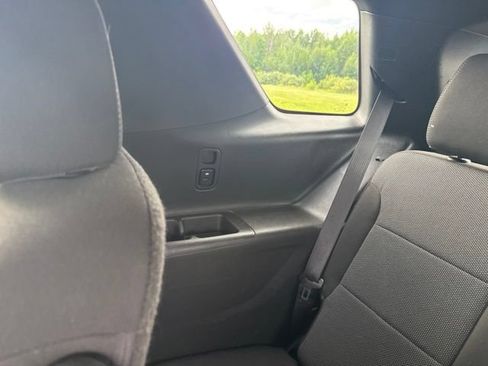 Used 2022 Chevrolet Traverse LT w/ LPO, Floor Liner Package AWD/4WD image 37