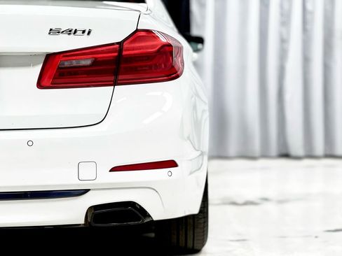 Used 2019 BMW 540i xDrive w/ Convenience Package image 15