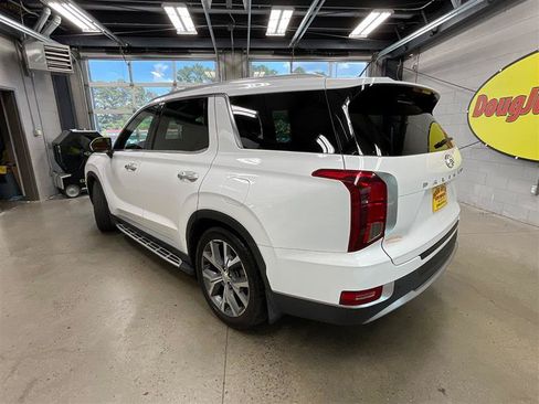 Used 2021 Hyundai Palisade SEL w/ Convenience Package FWD image 3