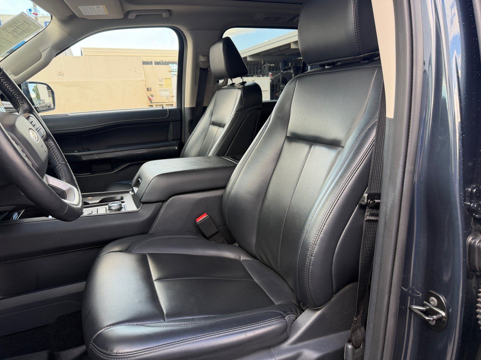 Used 2024 Ford Expedition Max XLT AWD/4WD image 15
