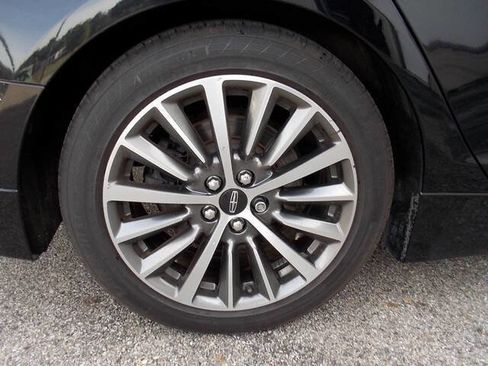Used 2020 Lincoln MKZ image 20