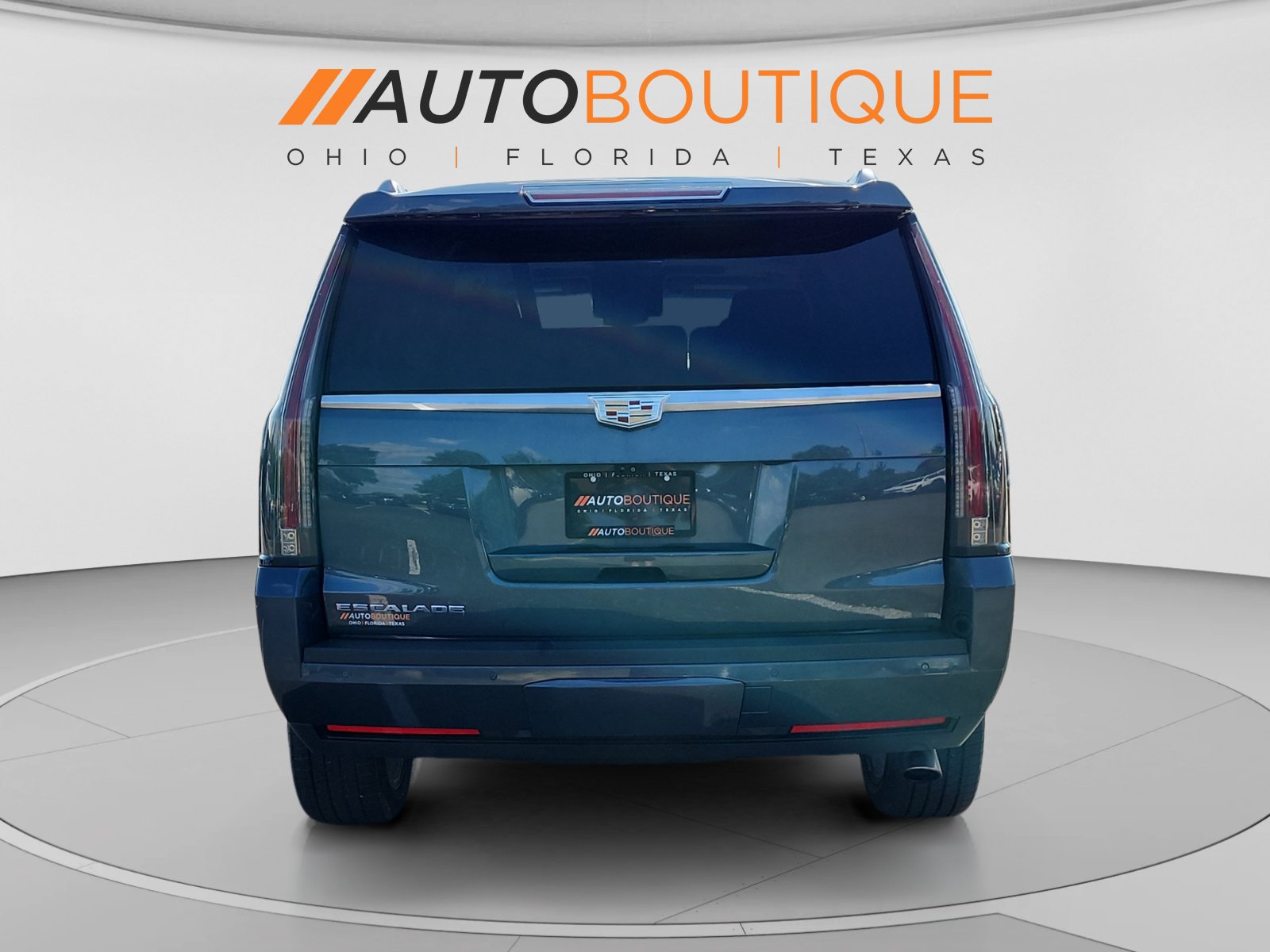 Used 2020 Cadillac Escalade Luxury AWD/4WD image 4