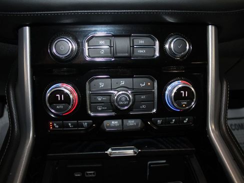 Used 2022 GMC Yukon Denali image 57