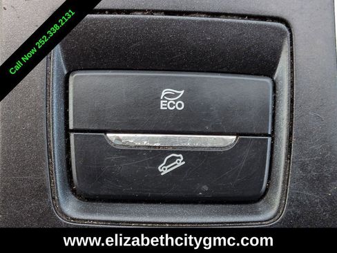 Used 2018 Ford Fusion Titanium image 29