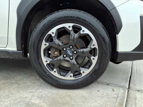 Used 2023 Subaru Crosstrek 2.0i image 10