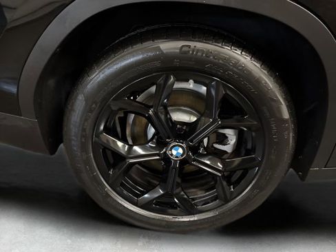 Used 2021 BMW X3 xDrive30i w/ Premium Package image 28