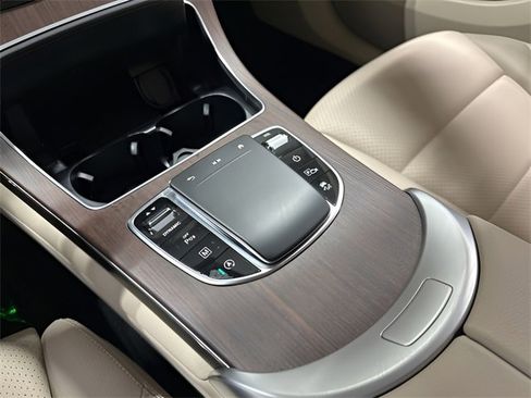 Certified 2022 Mercedes-Benz GLC 300 4MATIC image 21