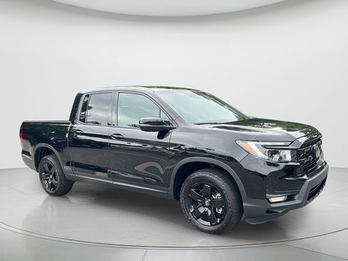Used 2024 Honda Ridgeline Black Edition image 2