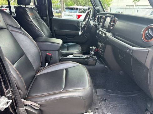 Used 2021 Jeep Gladiator Mojave AWD/4WD image 15