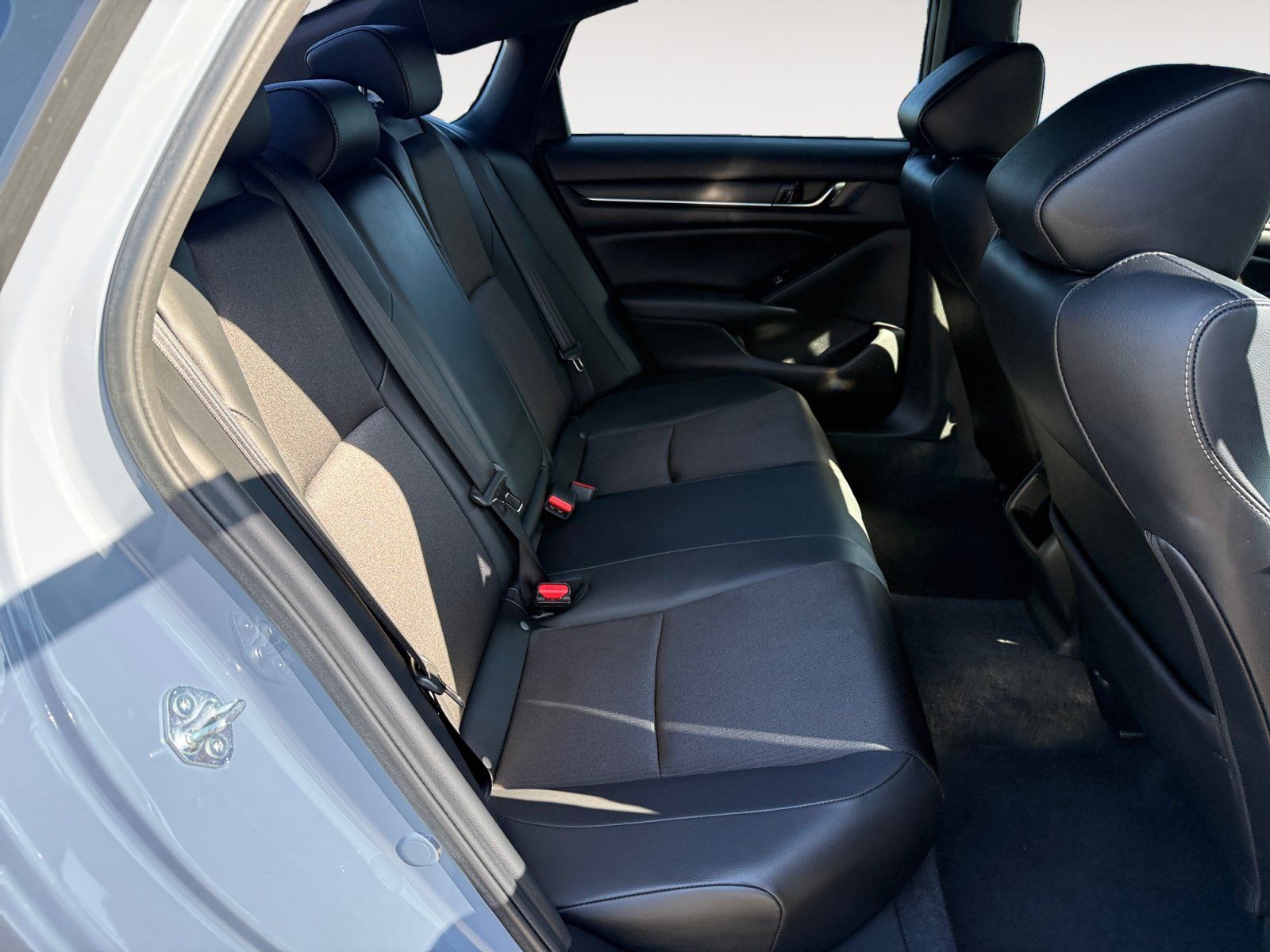Used 2022 Honda Accord Sport image 18