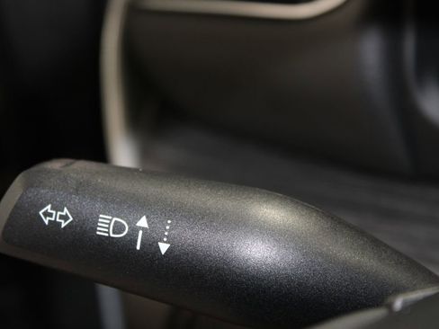 Used 2023 Jeep Wagoneer L Series III w/ Preferred Equipment Group image 51