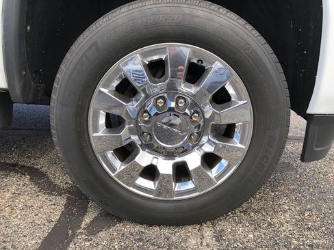 Used 2016 GMC Sierra 2500 Denali w/ Duramax Plus Package image 9