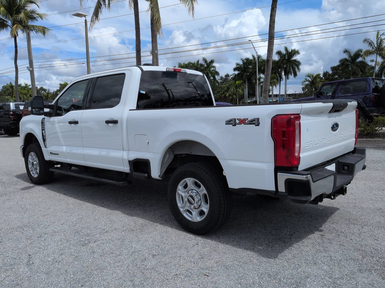 Used 2025 Ford F250 XLT AWD/4WD image 7