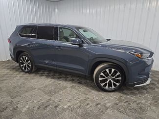 Used 2024 Toyota Grand Highlander AWD Hybrid video 1