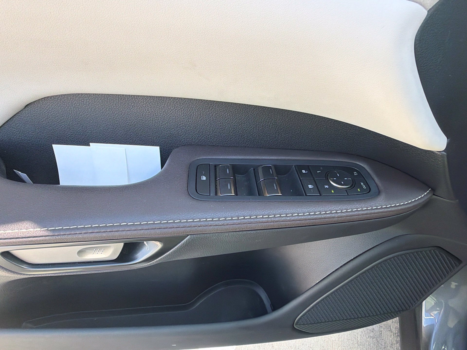 Used 2023 Lexus RX 350 FWD w/ Accessory Package (Z1) image 13
