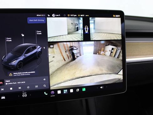 Used 2024 Tesla Model Y Performance AWD/4WD image 18