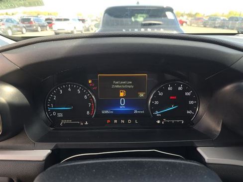 Used 2023 Ford Explorer XLT w/ Equipment Group 202A AWD/4WD image 18