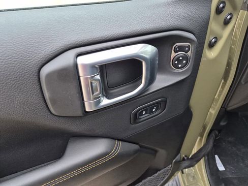 New 2026 Jeep Gladiator Sport AWD/4WD image 11