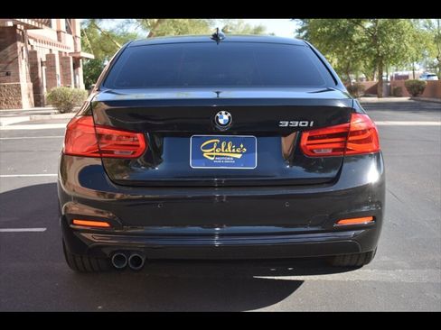 Used 2017 BMW 330i Sedan RWD image 9