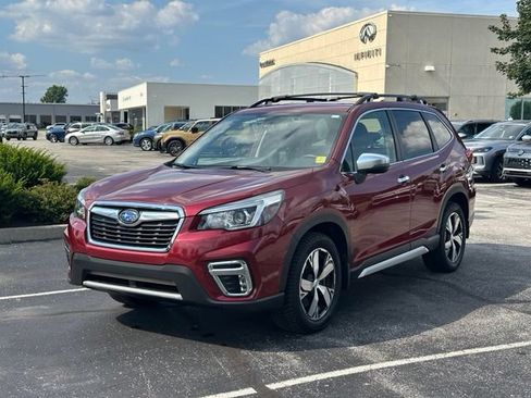 Used 2019 Subaru Forester Touring AWD/4WD image 3