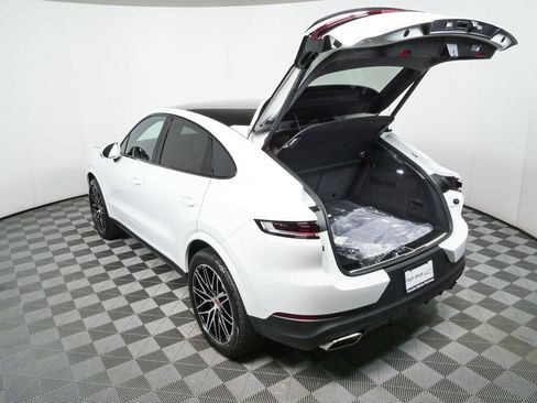 New 2026 Porsche Cayenne Coupe AWD/4WD image 34