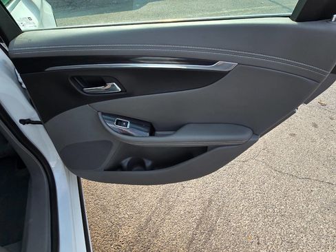 Used 2019 Chevrolet Impala LS image 27
