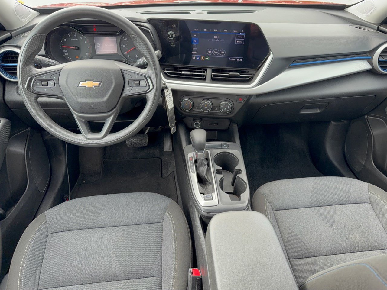 Used 2024 Chevrolet Trax LS w/ LS Convenience Package FWD image 17