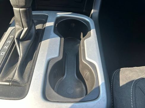 Used 2020 Chevrolet Colorado LT w/ LT Convenience Package RWD image 29