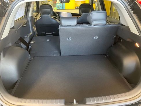 Certified 2025 Kia Niro EX image 24