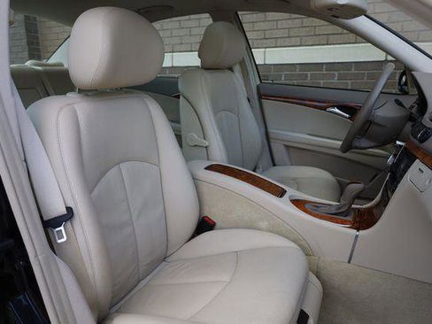 Used 2006 Mercedes-Benz E 350 4MATIC Sedan image 23