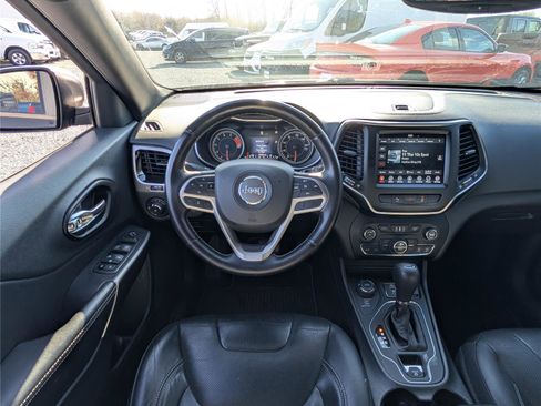 Used 2021 Jeep Cherokee Latitude Lux 80th Anniv w/ Quick Order Package 26U 80TH image 12