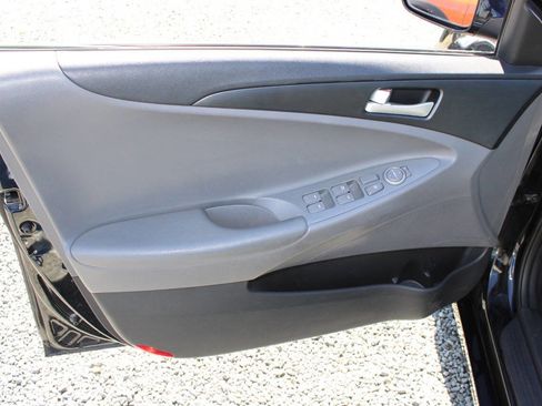 Used 2011 Hyundai Sonata GLS FWD image 19