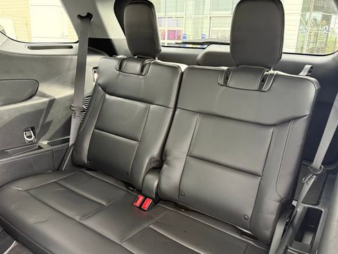 Used 2023 Ford Explorer XLT w/ Equipment Group 202A image 17