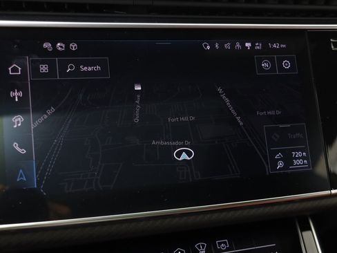 Used 2024 Audi SQ8 Prestige image 10