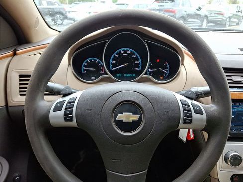 Used 2010 Chevrolet Malibu LT w/ Power Convenience Package FWD image 22