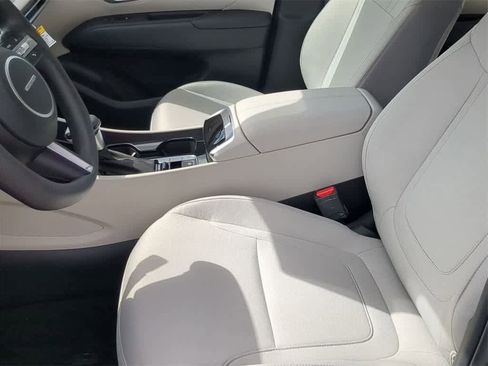 New 2026 Hyundai Tucson SE image 17