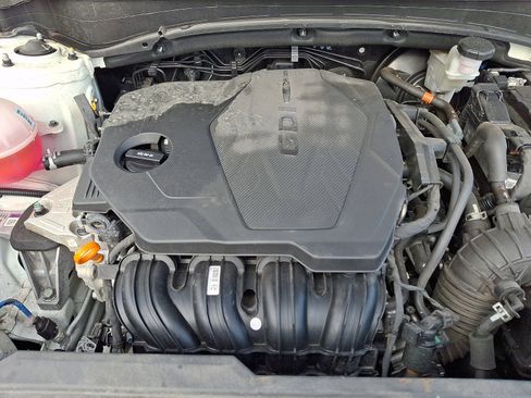 Used 2024 Kia Sportage LX image 29