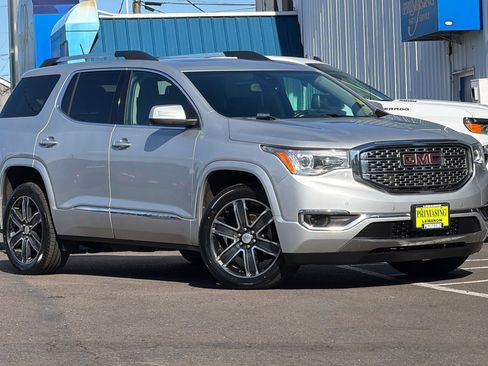 Used 2017 GMC Acadia Denali w/ Technology Package AWD/4WD image 2